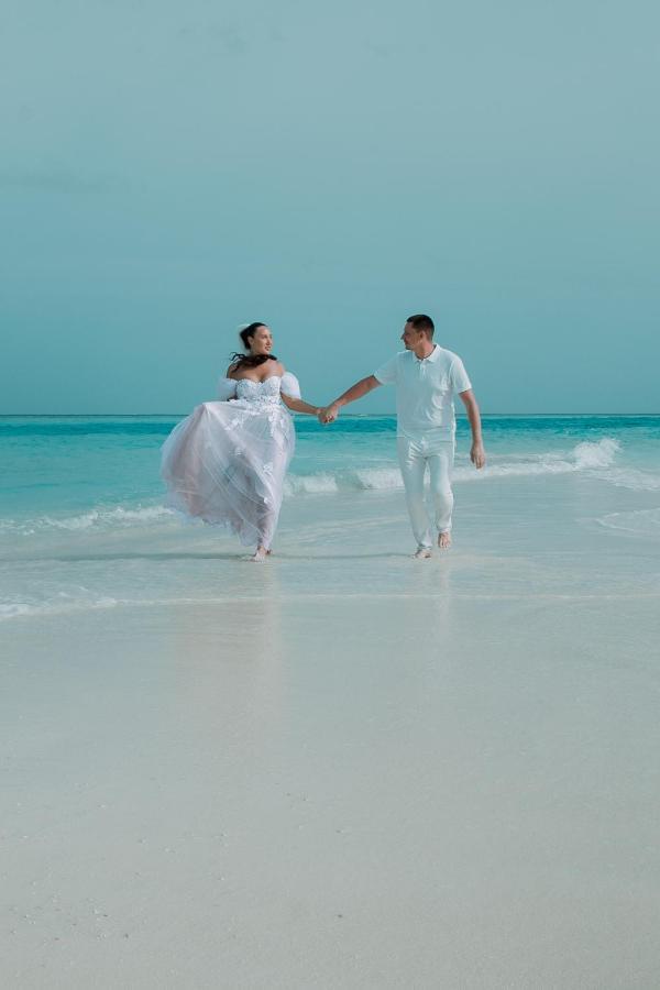 Tranquila Beach Hotel Rasdhoo Esterno foto