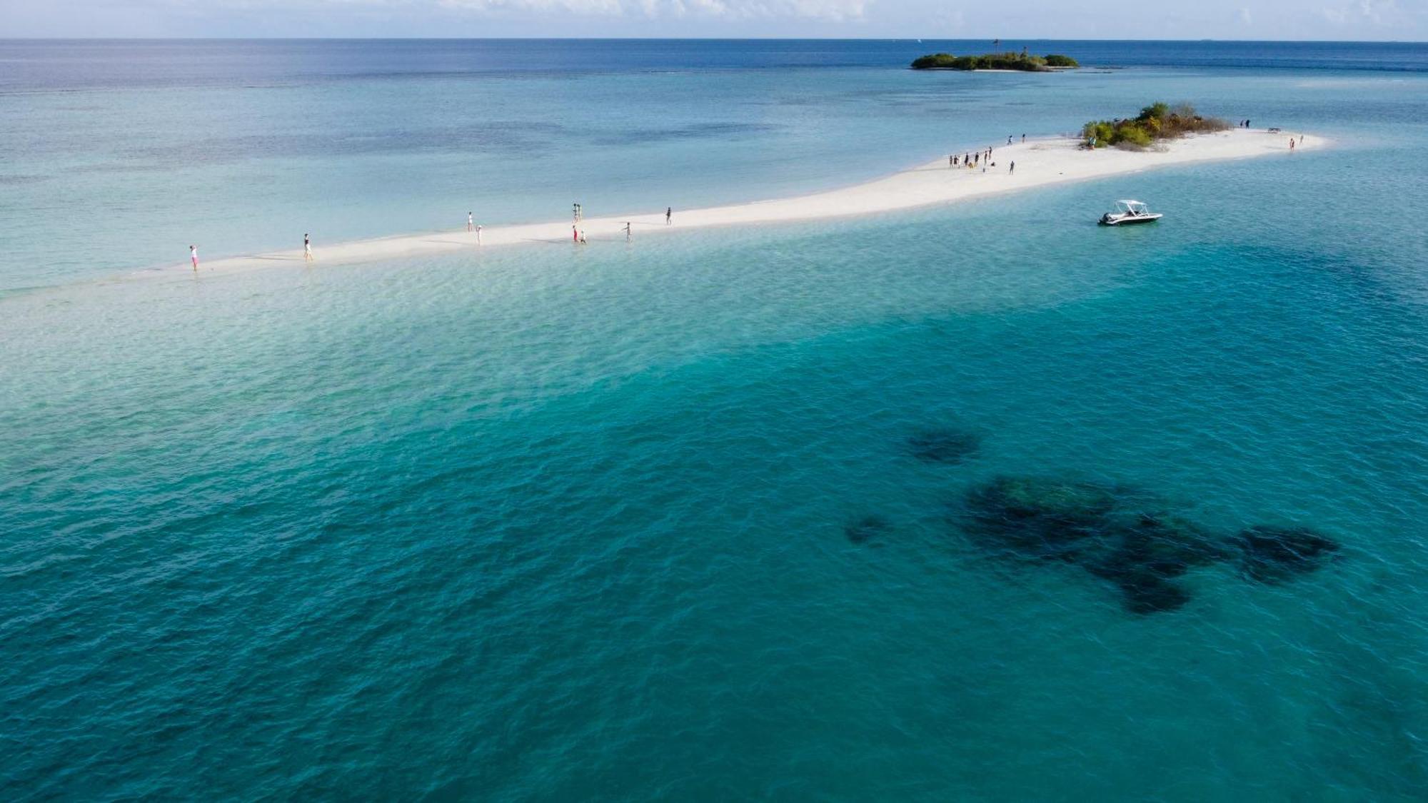 Tranquila Beach Hotel Rasdhoo Esterno foto