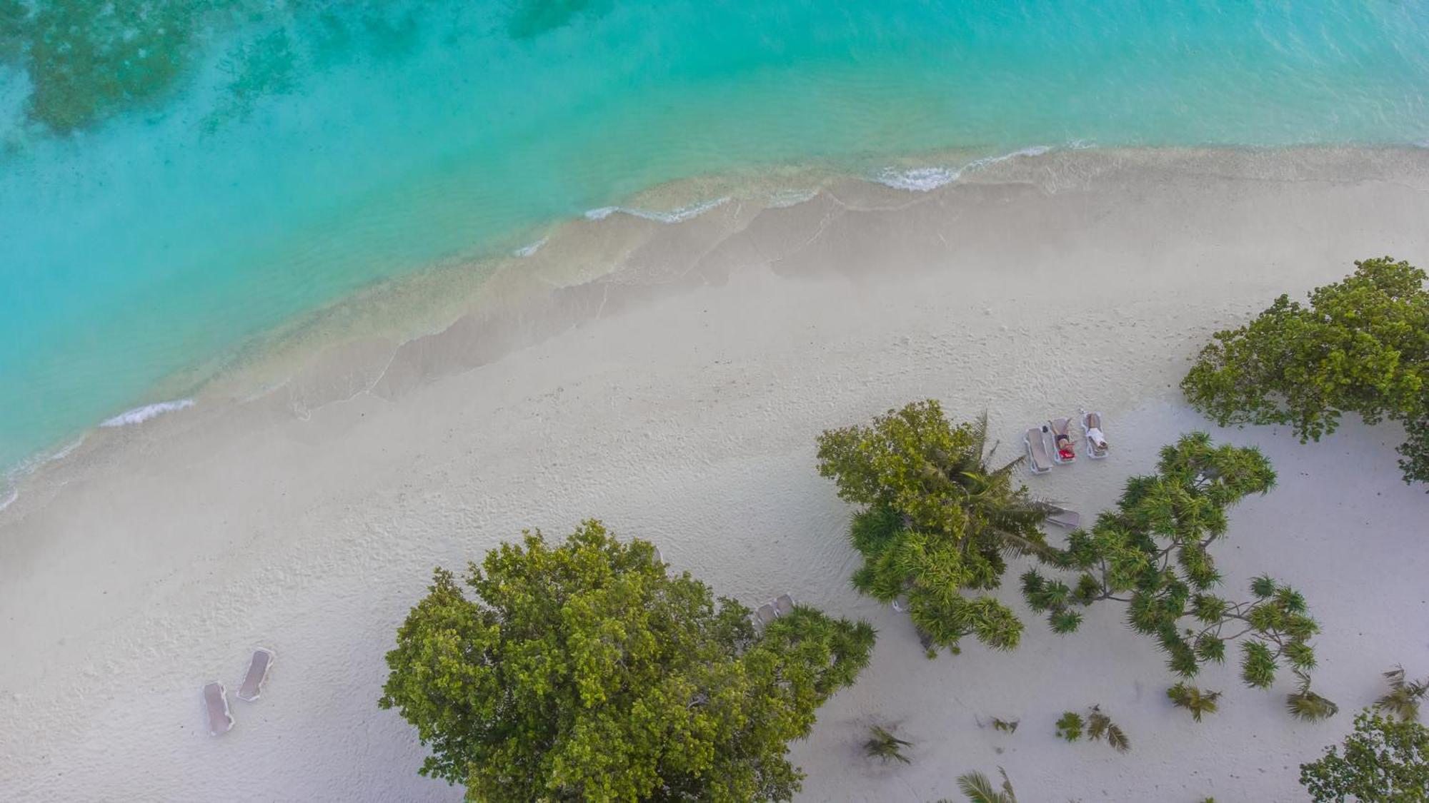 Tranquila Beach Hotel Rasdhoo Esterno foto