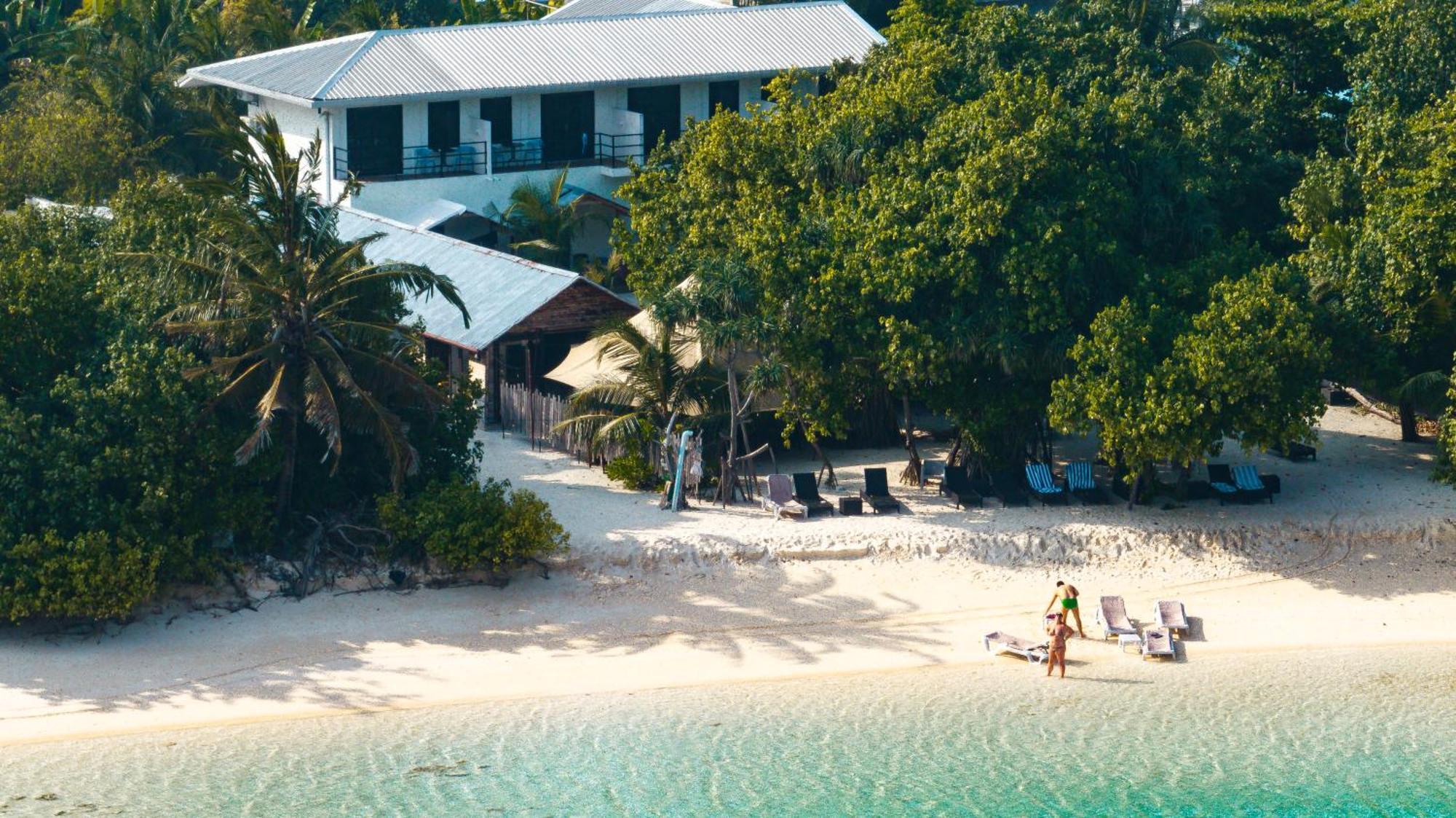Tranquila Beach Hotel Rasdhoo Esterno foto